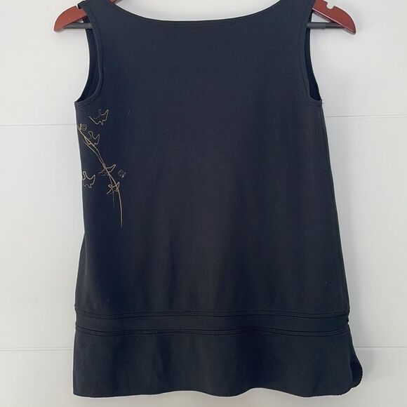𝅺Lululemon Black Athletic Tank Top with Gold Bird Design Fits Like a Size 6 - Picture 6 of 10